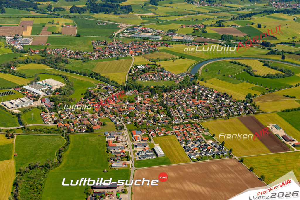 Das Luftbild zeigt : Ebenhofen Biessenhofen - Die Luftaufnahme wurde 2024 vom UL-Flugzeug aus erstellt ( keine Drohne ) - Hochauflösende Luftaufnahme - Für grossformatige Ausdrucke geeignet. Die Geschenkidee !Mit Lizenz und Bildrechte bestellbar