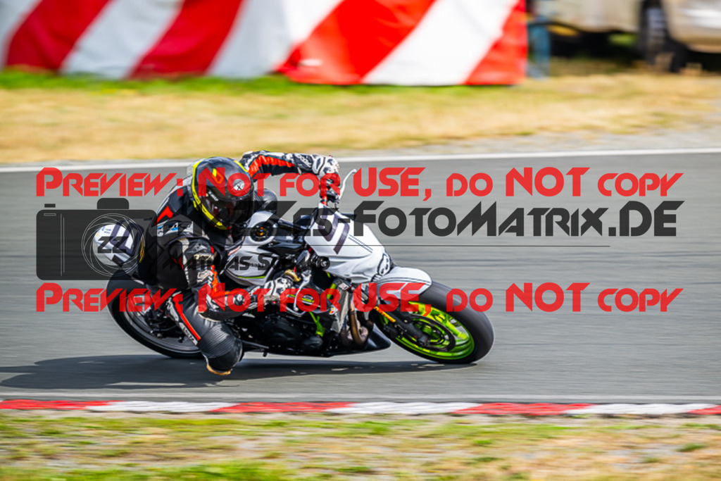 MaZZes_Fotomatrix_20230723_6007705_4727 | TWIN CUP