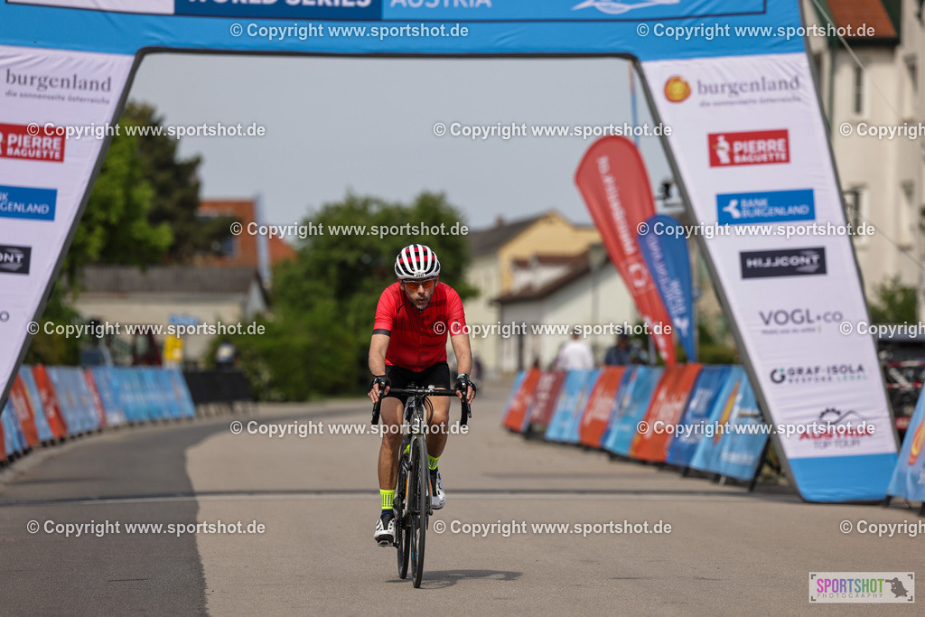 VJ__9910 | Neusiedlersee Radmarathon 2026@sportshot_your_pictrs #yourpictures#roadtowm2029 #nrm #neusiedlerseeradmarathon #neusiedlersee #neusiedlerseetourismus #burgenland #mörbisch #nrm26 #burgenlandtourismus #voglundco #poweredbyburgenlandtourismus #radsport #rad #marathon #ucigranfondo #visitburgenland #ucigranfondoworldseries