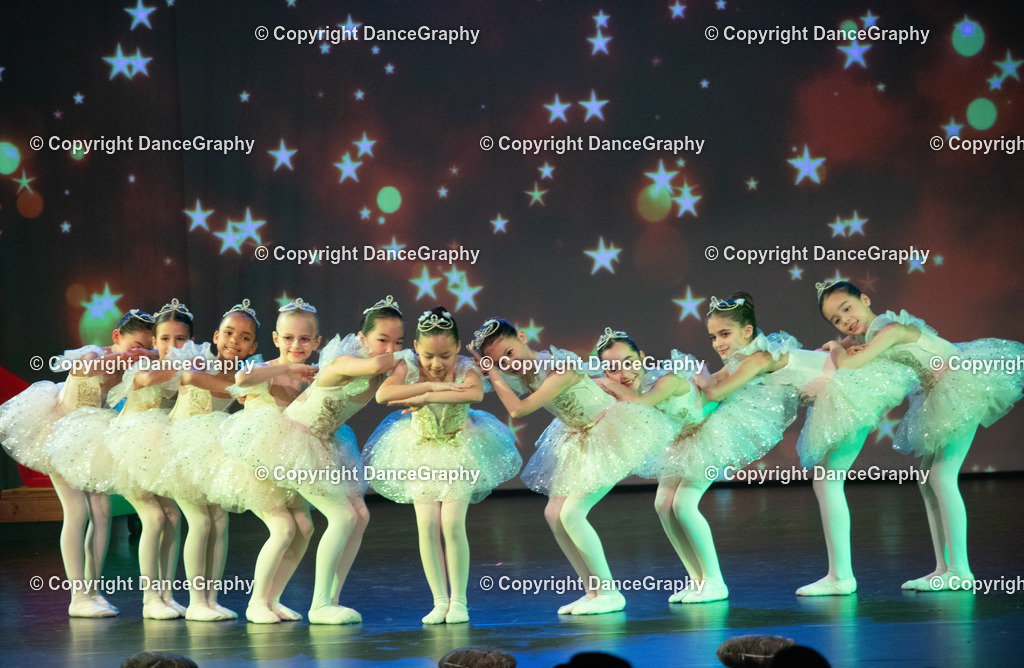 GPHY1885 | DanceGraphy - Realisiert mit Pictrs.com