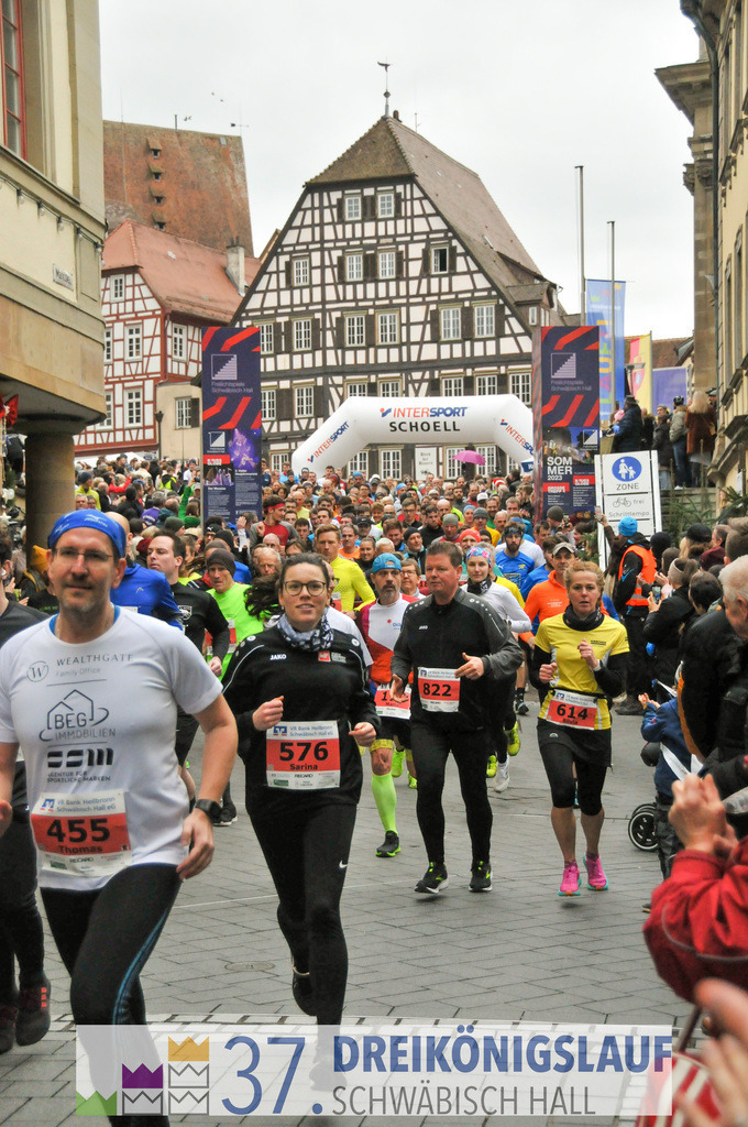 VR Bank Hauptlauf 10000m | 3 Koenigslauf 2023 - Realisiert mit Pictrs.com
