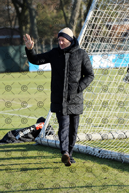 RGE_8505b | Hertha BSC, 2.Bundesliga, Herren, Training, Saison 2025/26, Geschäftsführer Peter Görlich ( Hertha BSC ), Dienstag 20.01. 2026    Fotograf:   Ralf Gebhardt - Realisiert mit Pictrs.com