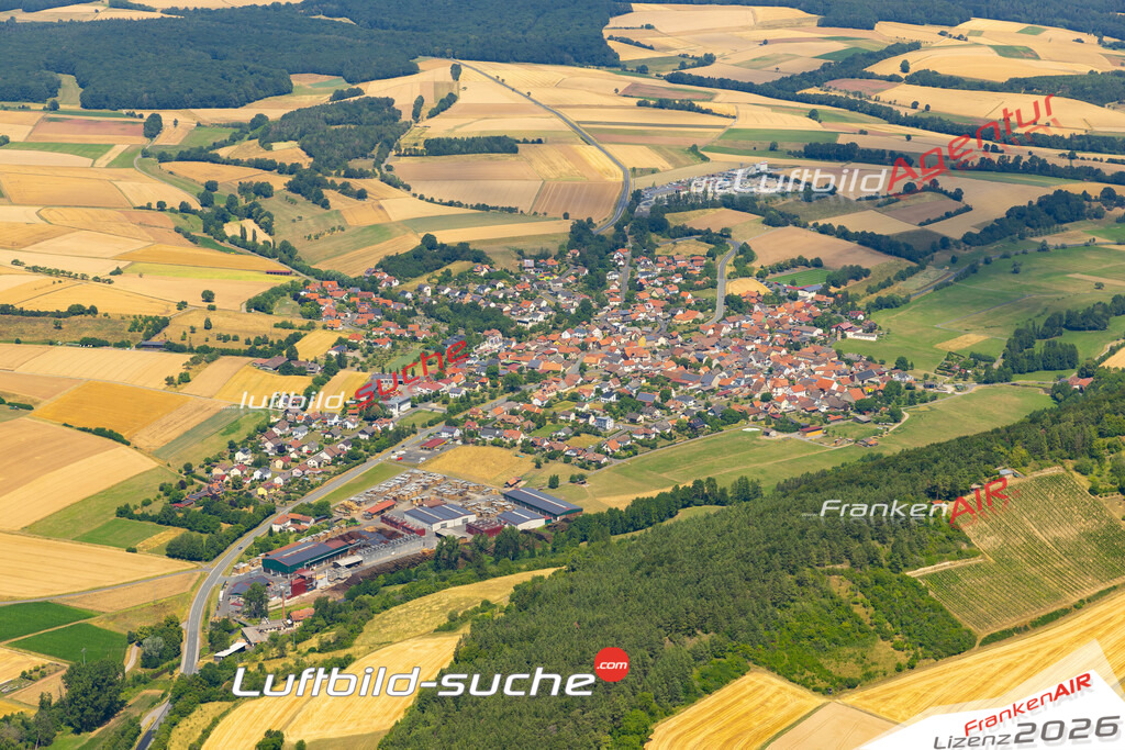 Das Luftbild zeigt : Untererthal Hammelburg - Die Luftaufnahme wurde 2023 vom UL-Flugzeug aus erstellt ( keine Drohne ) - Hochauflösende Luftaufnahme - Für grossformatige Ausdrucke geeignet. Die Geschenkidee !Mit Lizenz und Bildrechte bestellbar