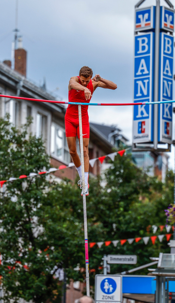 top-top.de 240913-027 | Foto, Video, Fotografie, Videografie, Fotobox, DJ, Discjockey, Musik, Musikbox, Veranstaltung, Photobooth, Amazon, Ebay, Buchtipp, Bestseller, Autor, Verlag, Buch, Wesel, Hamminkeln, NRW, Dinslaken, Rees, Drohne, Hochzeit, Party, Fotobox, Wesel, Fotograf