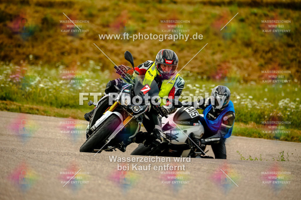 Chambley Juli-0980 | Hier findet Ihr Bilder von Touristenfahrten auf der Nürburgring Nordschleife oder von anderen Veranstaltungen die ich besucht habe. Viel Spass beim Durch Schauen 