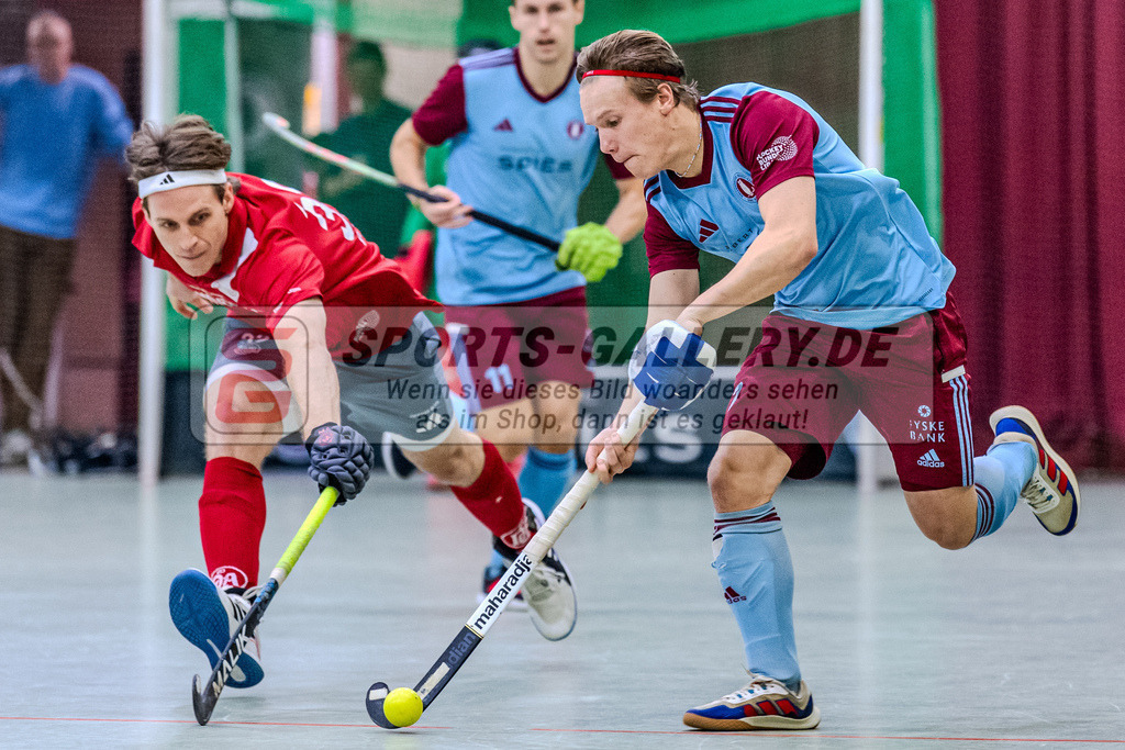 SM_20231216-D5A_6062 | 1.Bundesliga Hallenhockey  (M) UHC - DCadA / 7:6 (2:2)