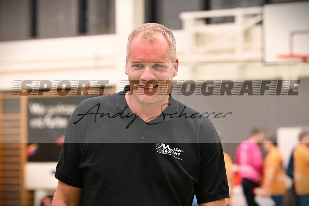 aDSC_5787 | Kaufen Sie Sportbilder im Onlineshop von Andy Scherrer Sportfotografie. Faszinierende Bilder von Sportevents aus der ganzen Schweiz. Fussball, Frauenfussball, Unihockey, Handball, Schwingen und weiteren Sportarten. - Realisiert mit Pictrs.com
