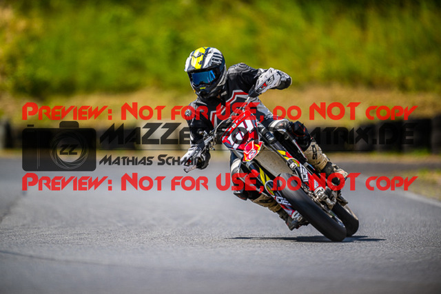 MaZZes_FotoMatrix_220528_9748 | Fotograf Mathias Schmid
Sportfotograf,
Eventfotograf,
Hochzeitsfotograf,
Portraitfotograf