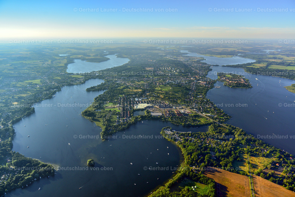 3638482 | WERDER (HAVEL) 25.08.2016 Stadtzentrum im Innenstadtbereich in Werder (Havel) im Bundesland Brandenburg, Deutschland. // The city center in the downtown area in Werder (Havel) in the state Brandenburg, Germany. Foto: Gerhard Launer