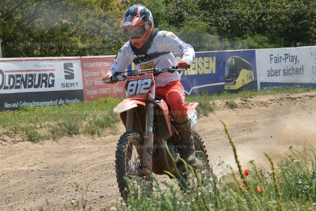 DSC_0106 (2) | Sportfotografie , Motorsport, Motoross, Reitsport, Mointainbike, Enduro,
Landschaft , Outdoor, Eventfotografie, Landschaft, Bilder online bestellen - Realisiert mit Pictrs.com