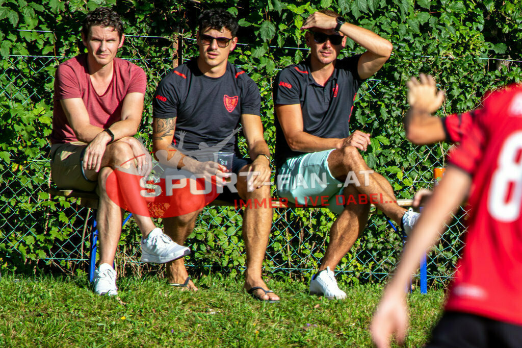 Kärntner Liga | Kärntner Liga ATUS Ferlach - ASKÖ Köttmannsdorf am 02.09.2023 in Ferlach
(Sportplatz Ferlach), Austria, (Photo by Ernst Krawagner sport-fan.at) - Realisiert mit Pictrs.com