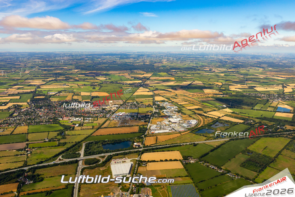 Das Luftbild der Stadt Handewitt wurde 2022 vom Flugzeug heraus erstellt (keine Drohnen-Aufnahmen) Aufnahmehöhe ca.450 Meter- hohe Bildauflösung und Druck-Qualität. Garantiert!