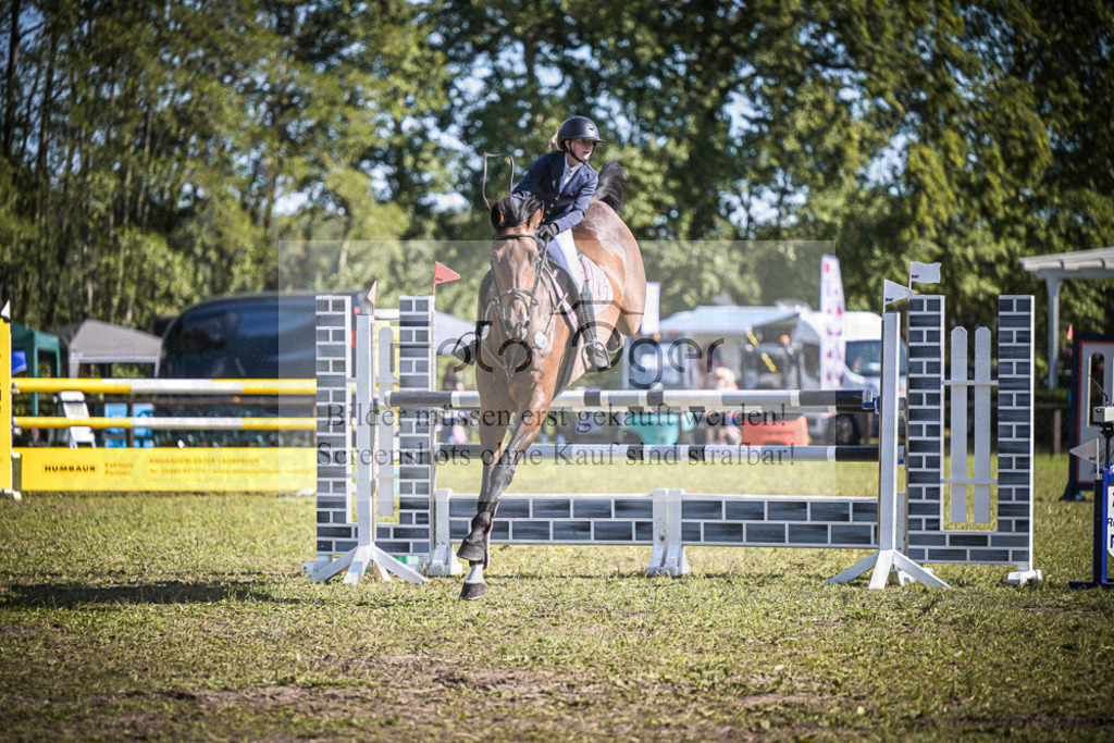 DOS_0435 | Entdecke hochwertige Reitturnierfotos von Foto Oger. Professionell, emotional und authentisch – jetzt Lieblingsmomente im Shop bestellen.Deutschlandweite Turnierfotografie. - Realisiert mit Pictrs.com