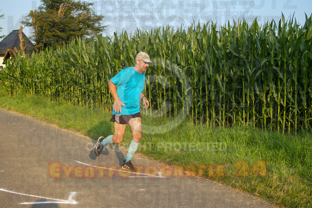 240802_1924_EV4_3687 | Sportfotografie im Rhein-Sieg Kreis, Köln, Bonn, NRW, Rheinland Pfalz, Hessen, etc. Unser Tätigkeitsfeld umfasst den Laufsport vom Volkslauf über den Marathon, Duathlon, Triathon bis zum Ultralauf wie Kölnpfad Ultra oder Schindertrail.