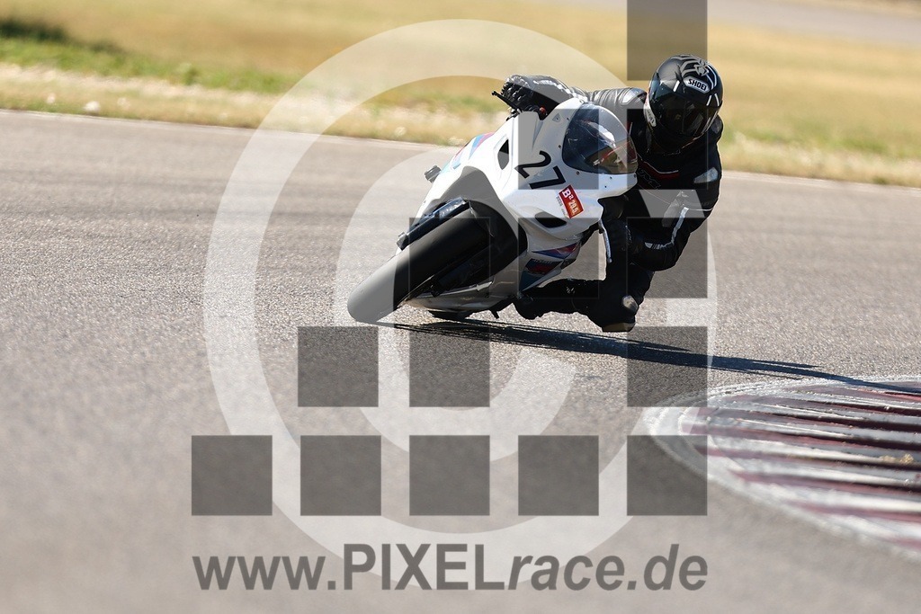 0027-20260529_00664 | Schöne Erinnerungen an spannende Momente - das festzuhalten ist unser Job. PIXELrace.de ist seit 2003 auf den Rennstrecken Europas unterwegs um die Action draußen beim Fahren und die wunderbare Stimmung imm Fahrerlager für euch einzufangen.