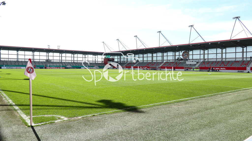 FC Bayern München - TSG 1899 Hoffenheim | Die Spielstaette des FC Bayern Campus vor dem Pokal Halbfinale zwischen Bayern und Hoffenheim / Stadionfoto / Symbolbild / Frauen DFB Pokal: FC Bayern Muenchen - TSG 1899 Hoffenheim, FC Bayern Campus am 22.03.2025