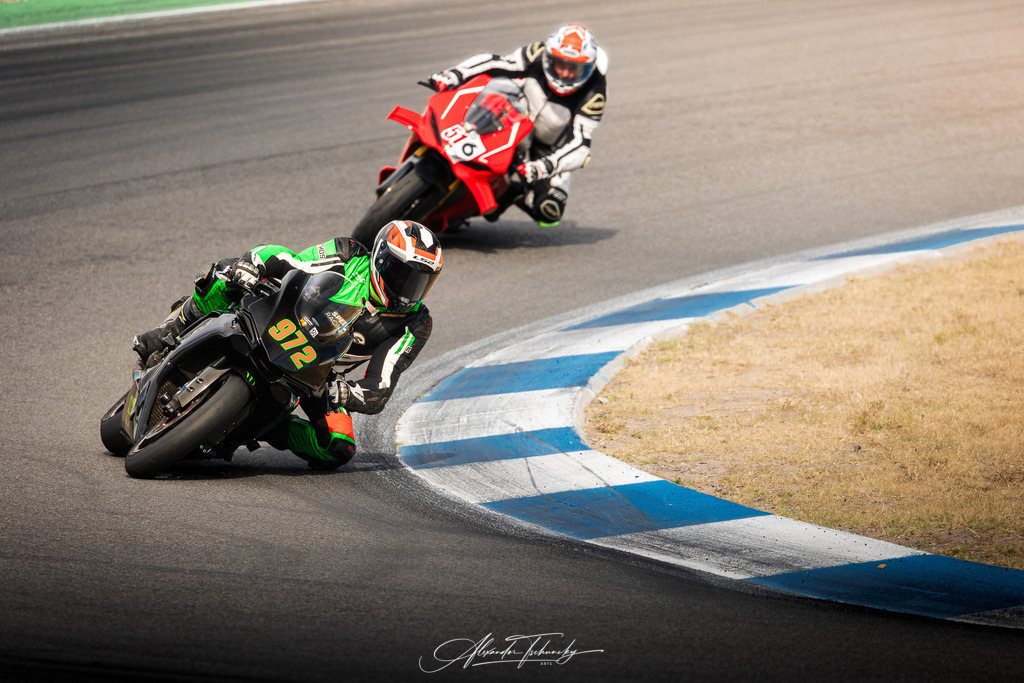 Ducati Trackday Hockenheimring 2026 | Entdecken Sie die faszinierende Welt von Alexander Tschuncky Arts: Kreative Fotografie, atemberaubende Automobilkunst und hochwertiger Bilderdruck. Lassen Sie sich inspirieren! - Realisiert mit Pictrs.com
