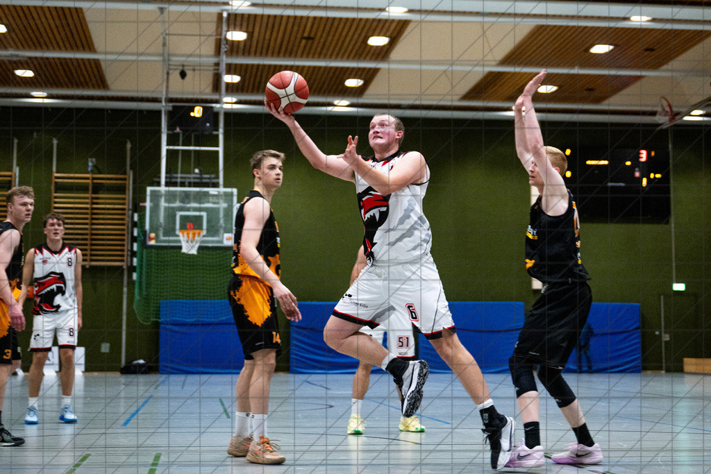 2. Regionalliga West | 07.12.2024 | TuS Bad Essen vs. BTB Royals Oldenburg | 2. Regionalliga West | 07.12.2024 | TuS Bad Essen vs. BTB Royals Oldenburg - - - - - CREDIT, www.bullenfotos.de, Martin König, Hörner Weg 40, D-49078 Osnabrück, +4917663732967, Nutzung und Weitergabe nur zu den vereinbarten Zwecken. Presseanfragen an Urheber. Alle Rechte beim Urheber. - - - - - - Realisiert mit Pictrs.com