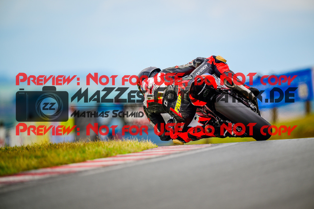 MaZZes_FotoMatrix_240727_6007705_1486 | STK