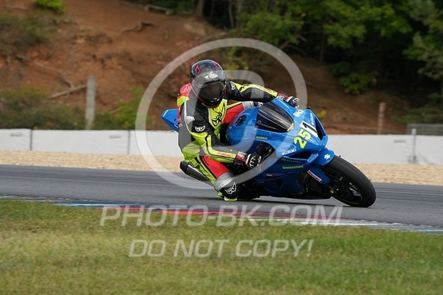 2025_09_12_PBK_15302 | Sportfotografie; SlowMotion; Video; Rennstrecke; Hafeneger; Speer; Racing; RSE; BMW; CBO; Trackday; Motorsportarena; Hockenheimring; Brno; Most; Barcelona; Valencia