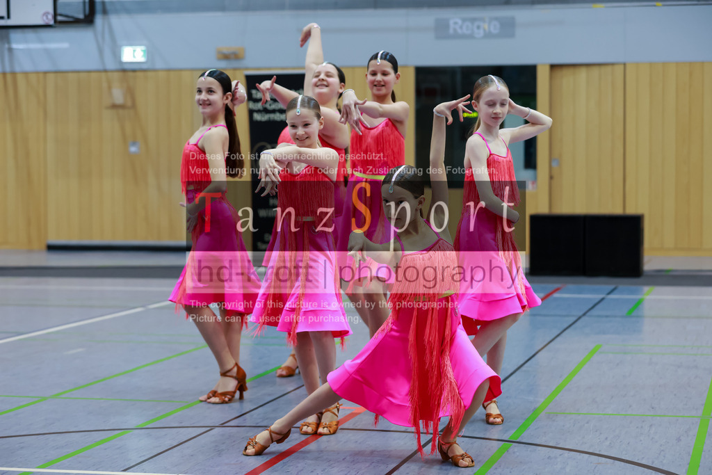 20260307_Solo-Forma_BL2_Nbg09519 | Tanzsportbilder, Standardtanz, Lateintanz, WDSF, DTV, LTVB, dancecomp, goc, hessen tanzt, blaues band der spree, walzer, tango, wiener walzer, slowfox, quickstepp, samba, rumba, cha-cha-cha, paso doble. jive, hd-kroft photography, turniertanzsport