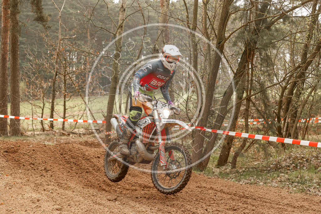 2TaktLauf1-715 | koppe-media - Realisiert mit Pictrs.com