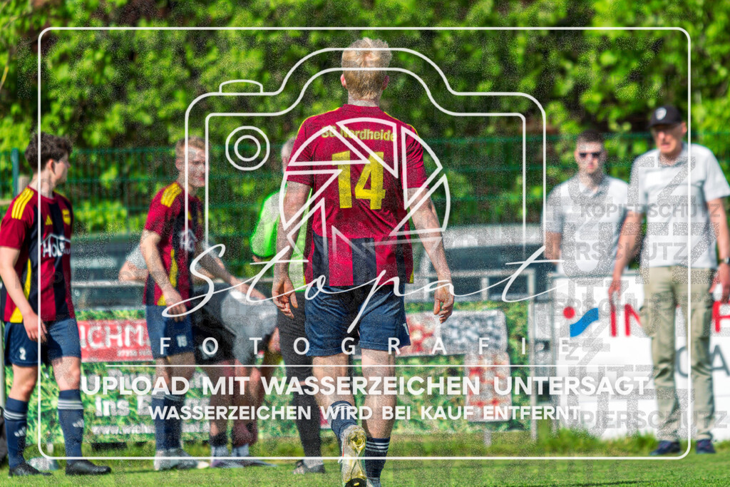 Kreisliga Herren HK - SG Nordheide vs. FG Fulde-Stellichte | Jannik Riekers (#14 SG Nordheide); Kreisliga Herren HK - SG Nordheide vs. FG Fulde-Stellichte am 03.05.2026 in Sportplatz, Kirchboitzen - Realisiert mit Pictrs.com
