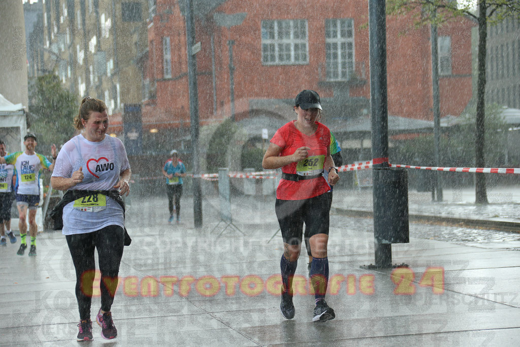 220917_1523_EX1_5609 | Sportfotografie im Rhein-Sieg Kreis, Köln, Bonn, NRW, Rheinland Pfalz, Hessen, etc. Unser Tätigkeitsfeld umfasst den Laufsport vom Volkslauf über den Marathon, Duathlon, Triathon bis zum Ultralauf wie Kölnpfad Ultra oder Schindertrail.