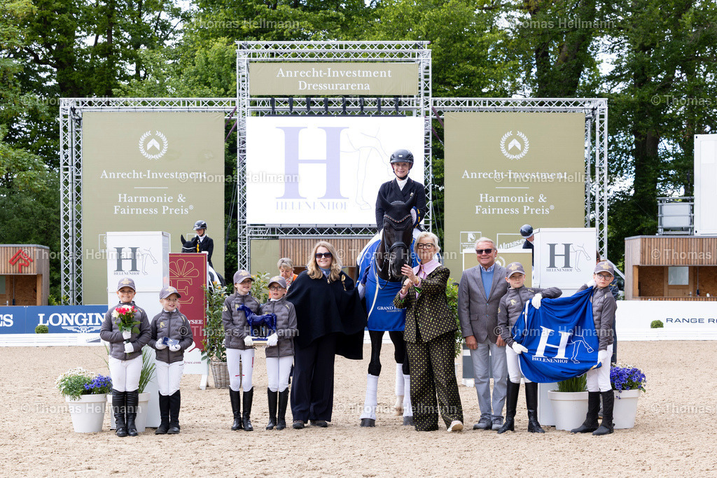 TH_405-WERTH Isabell (GER)_ Wendy de Fontaine_37687 | Deutsches Spring- und Dressur-Derby 2026 am 16.05.26 in Hamburg, 405WERTH Isabell (GER), Wendy de Fontaine