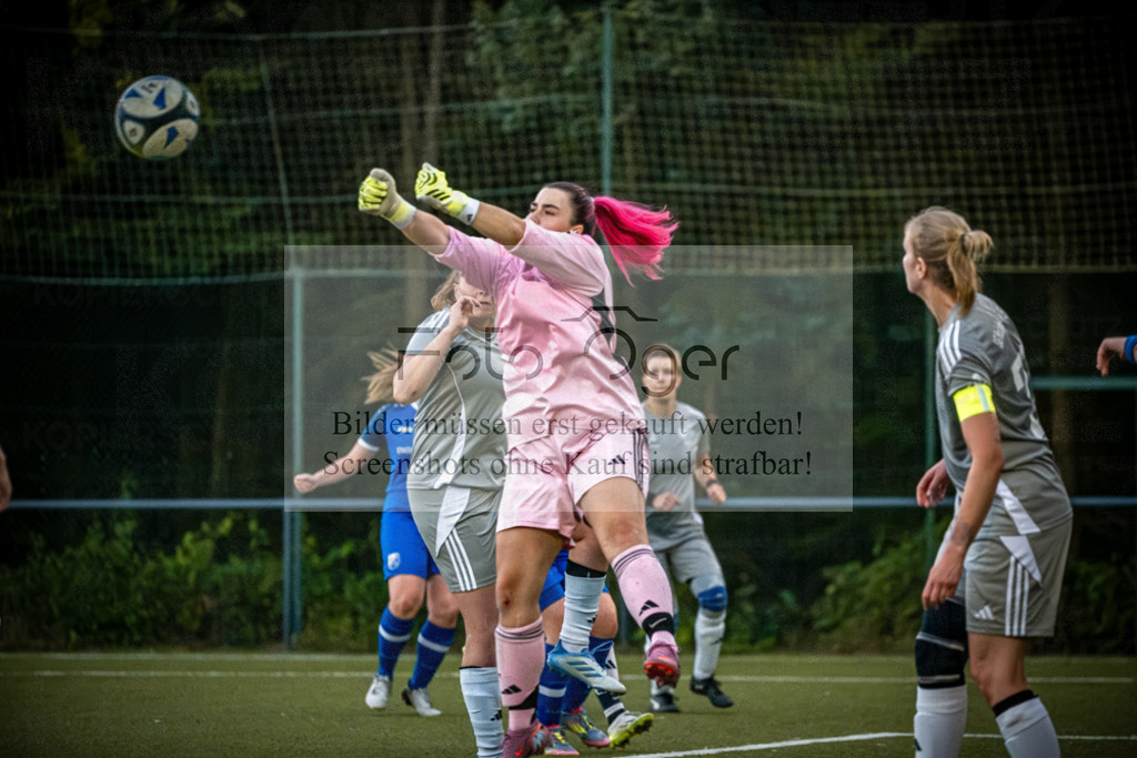 SG Holzhausen / Schölerberg / TuS Nahne - SV Harderberg | Fr.-BZP Weser-Ems · SG Holzhausen / Schölerberg / TuS Nahne - 1. Damen · Sportplatz Auf dem Volke - Realisiert mit Pictrs.com