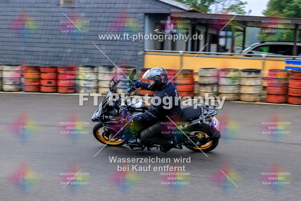 _TCM3045 | Hier findet Ihr Bilder von Touristenfahrten auf der Nürburgring Nordschleife oder von anderen Veranstaltungen die ich besucht habe. Viel Spass beim Durch Schauen 