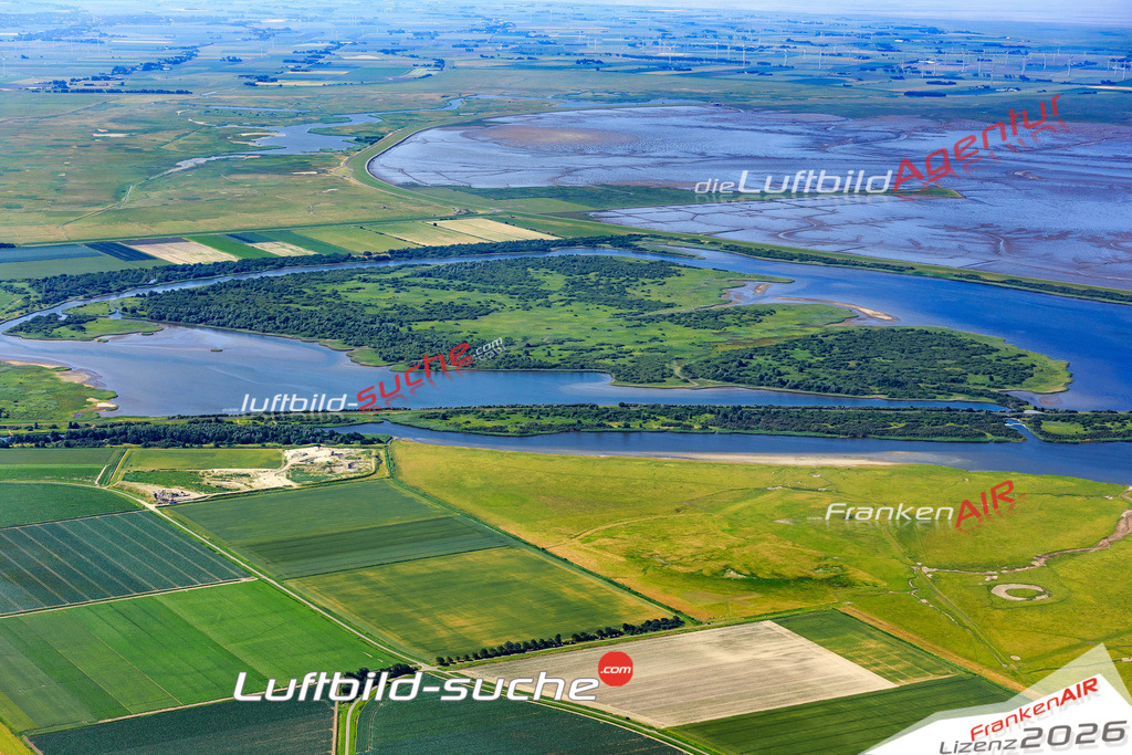 Die Luftbildaufnahme Woehrdener - Loch wurde 2018 mittels Flugzeug (keine Drohne) erstellt. Perfekte Schärfe und Druck- Auflösung- Garantiert!