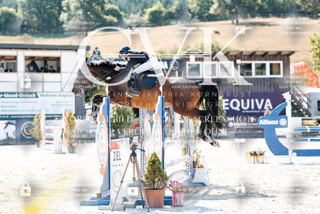 CK908520 | Turnierfotografie Pferdefotografie Trier Rheinland-Pfalz Pferdesport Reitsport Tierfotografie Sportfotografie Pferdevideo Pferdevideografie Equestrianvideography equestrianphotography  - Realisiert mit Pictrs.com