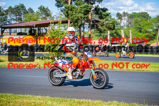 MaZZes_FotoMatrix_220528_5919 | Fotograf Mathias Schmid
Sportfotograf,
Eventfotograf,
Hochzeitsfotograf,
Portraitfotograf