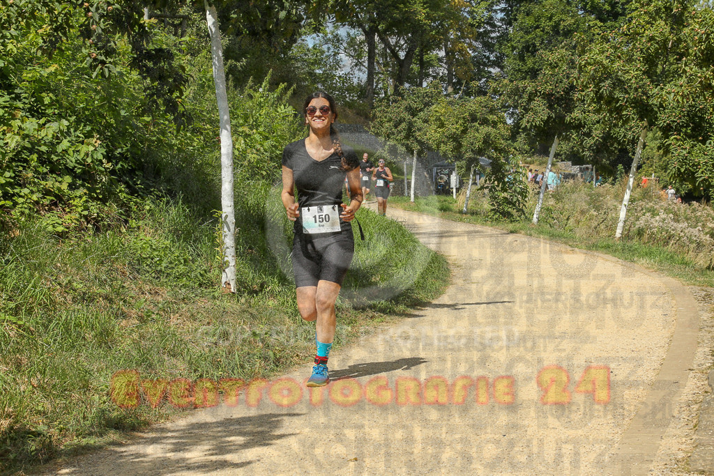 250824_1247_EX1_0542 | Sportfotografie im Rhein-Sieg Kreis, Köln, Bonn, NRW, Rheinland Pfalz, Hessen, etc. Unser Tätigkeitsfeld umfasst den Laufsport vom Volkslauf über den Marathon, Duathlon, Triathon bis zum Ultralauf wie Kölnpfad Ultra oder Schindertrail.