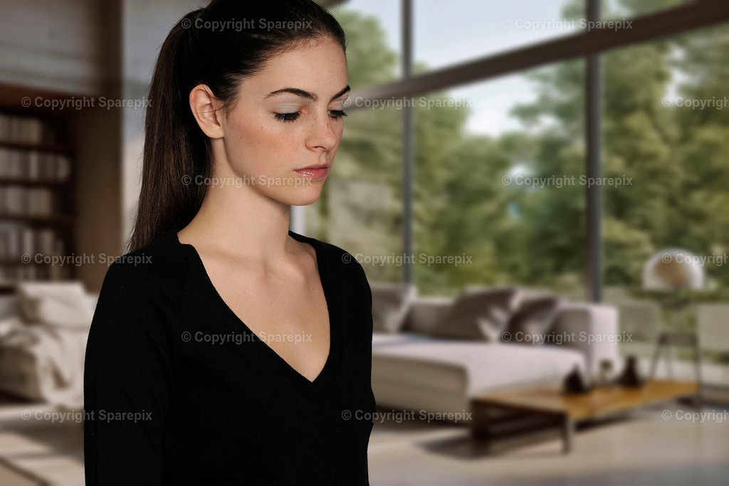 Sparepix_Portfolio7 | Composite: real model + AI backplate - Realisiert mit Pictrs.com