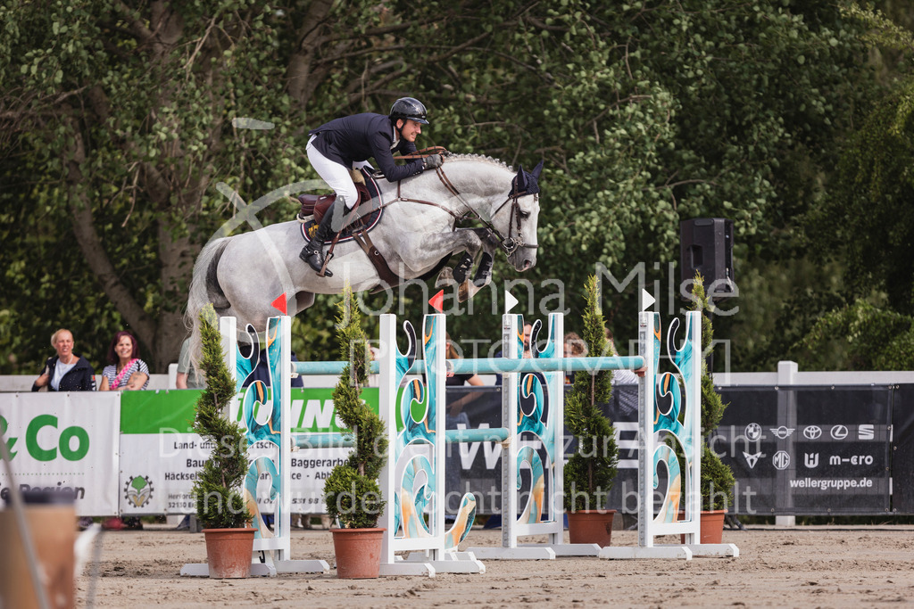 250601_MayDays_GP-561 | Deine schönsten Turniermomente als professionelle Fotos! Entdecke hochwertige Pferdesport-Fotografie im Online-Shop. Jetzt Fotos finden & bestellen!