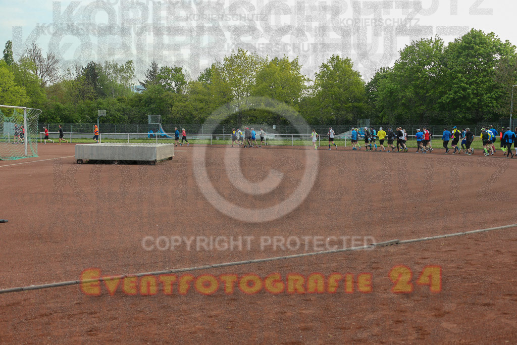 220501_0801_EX1_7746 | Sportfotografie im Rhein-Sieg Kreis, Köln, Bonn, NRW, Rheinland Pfalz, Hessen, etc. Unser Tätigkeitsfeld umfasst den Laufsport vom Volkslauf über den Marathon, Duathlon, Triathon bis zum Ultralauf wie Kölnpfad Ultra oder Schindertrail.