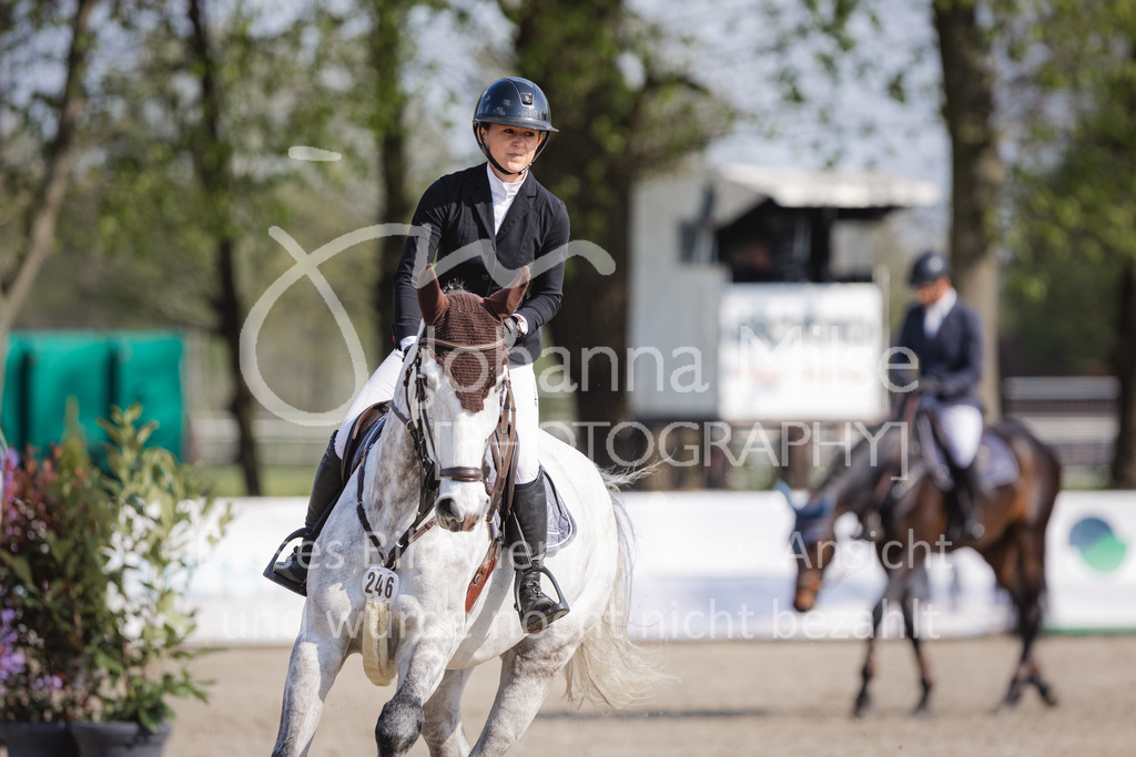 220426_Mühlen_04SprgPf-L-489 | Oerlinghausen Währentrup 26.08.2021, Stilspringprüfung Kl.A*