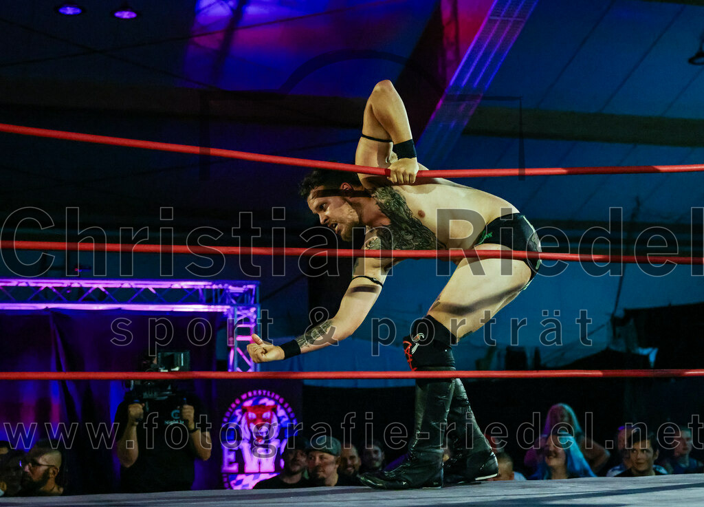 2023-08-12_150_EWS_Wrestling_ERDING | Erding, Deutschland, 12.08.2023:
Wrestling, Saison 2023, EWS Wrestling ERDING

Foto: Christian Riedel / fotografie-riedel.net