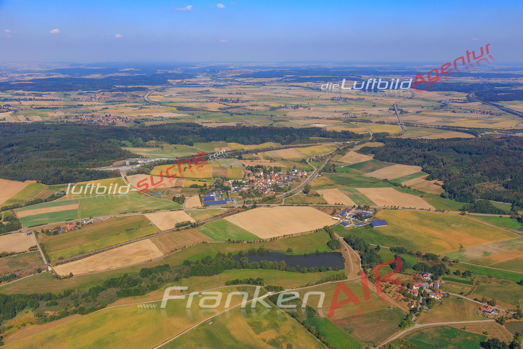 Luftbild von Oberampferbach Ansbach - Luftaufnahme wurde 2016 von https://frankenair.de mittels Flugzeug (keine Drohne) erstellt - die Geschenkidee