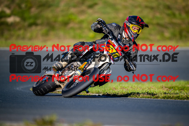 MaZZes_FotoMatrix_220904_6122 | S2