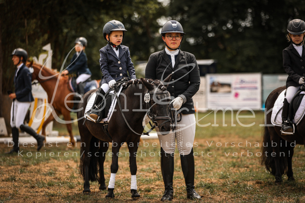 01.SoFZ00197 | Leoni Ertmer Photography - Realisiert mit Pictrs.com