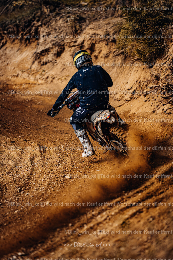 E68A4696 | blick_win_kel