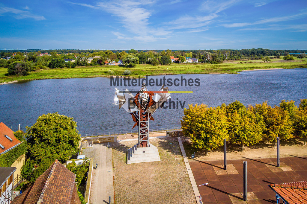 Salzblume in Schönebeck Elbe-2 | Schönebeck Salzblume an der Promenade - Realisiert mit Pictrs.com