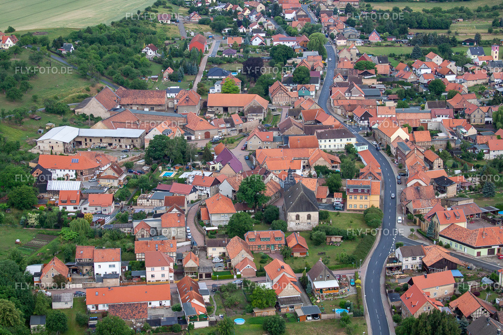 Dorfansicht | Luftbild: Dorfansicht im Ortsteil Timmenrode in Blankenburg im Bundesland Sachsen-Anhalt in Deutschland. Foto: IMG_41990.jpg vom 26.06.2011 durch Werner Riehm/FLY-FOTO.de - Realisiert mit Pictrs.com