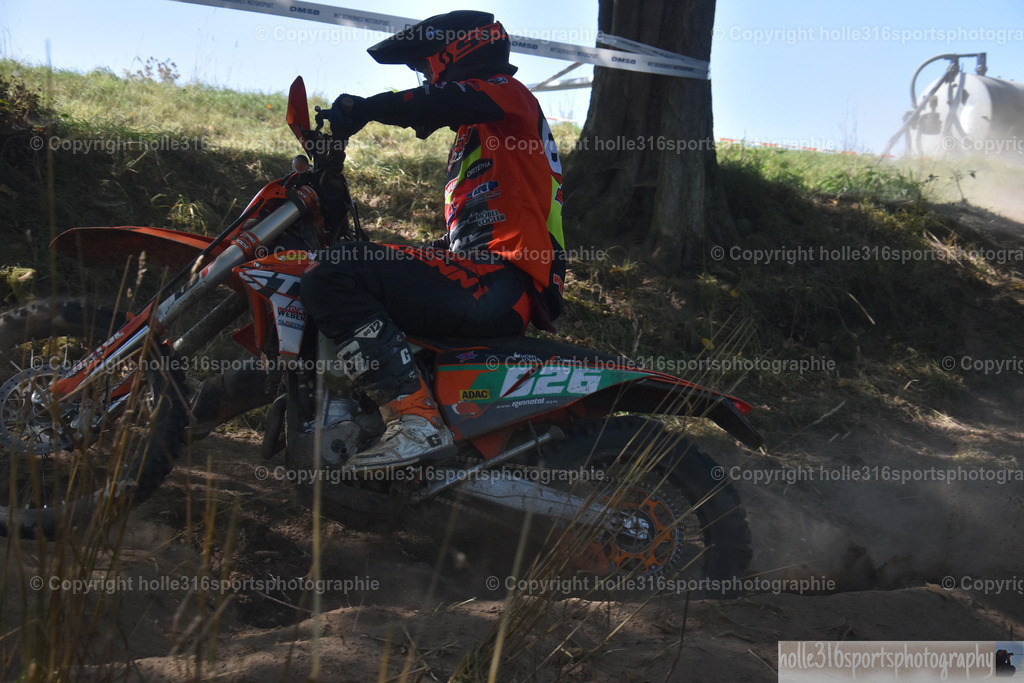 DSC_0220 | Sportfotografie , Motorsport, Motoross, Reitsport, Mointainbike, Enduro,
Landschaft , Outdoor, Eventfotografie, Landschaft, Bilder online bestellen - Realisiert mit Pictrs.com