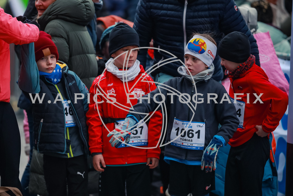 SILVESTERLAUF LINZ 25 | Linz, AUSTRIA, 31. Dezember 25, TRIRUN SILVESTERLAUF LINZ 25 , Image shows: 
Photo: WAPICS / BINDER Manuel