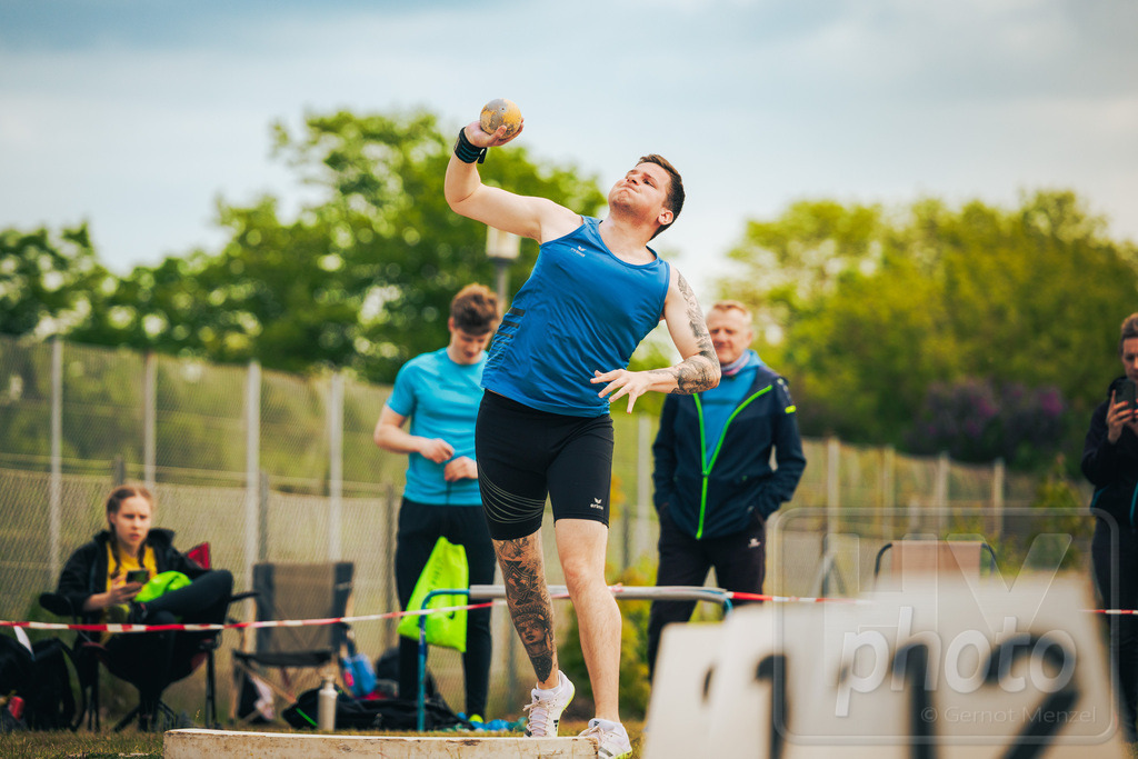 GM_20250510_Canon EOS R5_GMHY1295_sRGB | Werfertag 2025 Sportforum Hoyerswerda - Kugelstoßen - Realisiert mit Pictrs.com