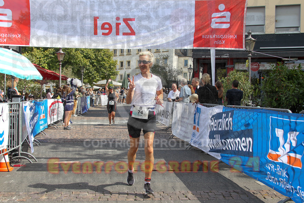 250824_1258_EV4_9696 | Sportfotografie im Rhein-Sieg Kreis, Köln, Bonn, NRW, Rheinland Pfalz, Hessen, etc. Unser Tätigkeitsfeld umfasst den Laufsport vom Volkslauf über den Marathon, Duathlon, Triathon bis zum Ultralauf wie Kölnpfad Ultra oder Schindertrail.